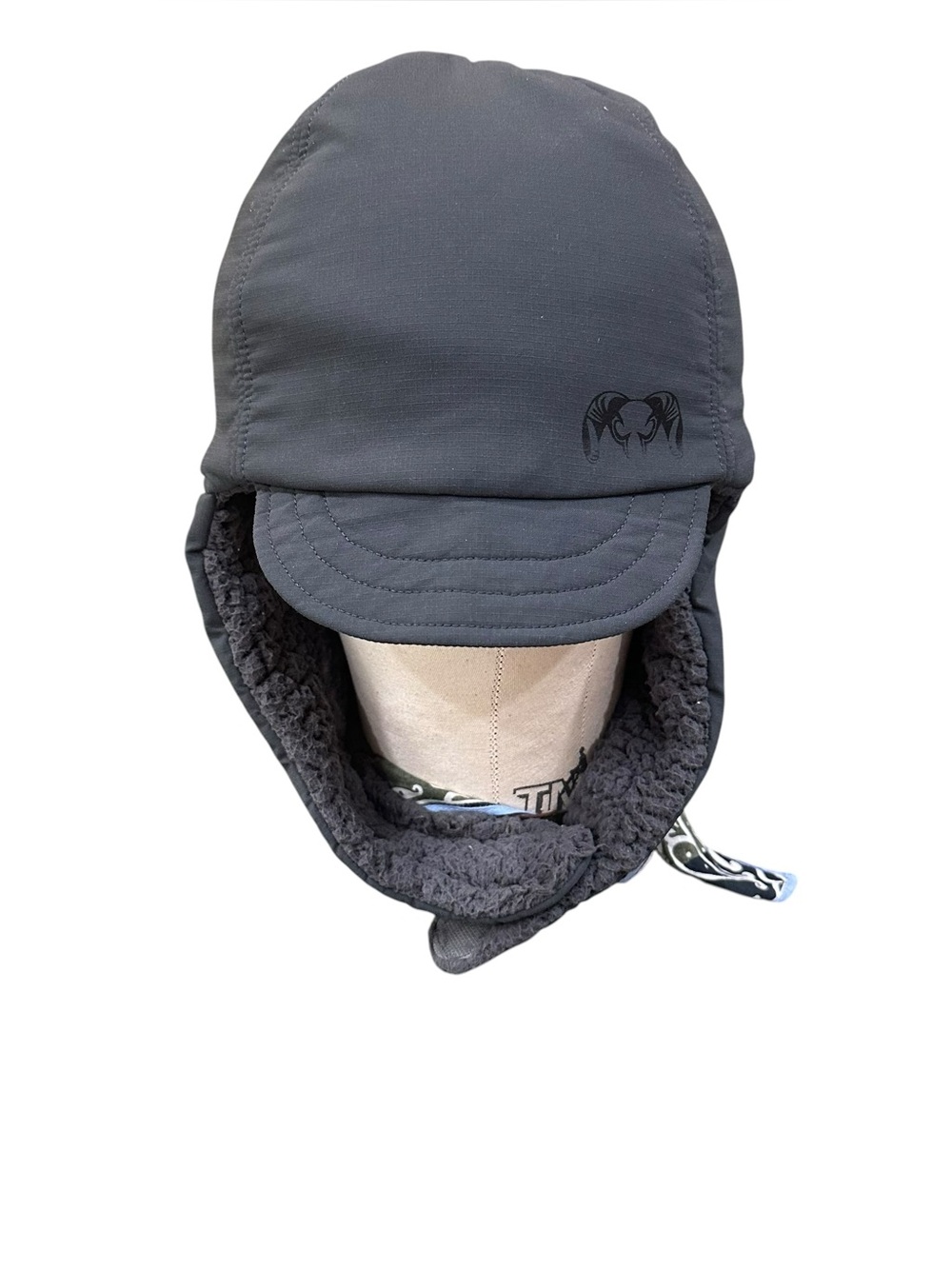 Kuiu Kenai Hunting Bomber Hat Mens Large Gunmetal Gray Ear Flaps Windproof